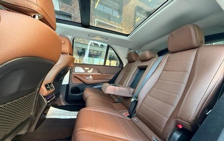 Mercedes-Benz GLE, 2025 год, 13 990 000 рублей, 17 фотография