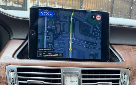 Mercedes-Benz CLS, 2012 год, 2 090 000 рублей, 10 фотография