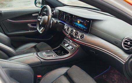 Mercedes-Benz E-Класс, 2020 год, 4 700 000 рублей, 7 фотография