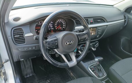 KIA Rio IV, 2018 год, 1 439 000 рублей, 9 фотография