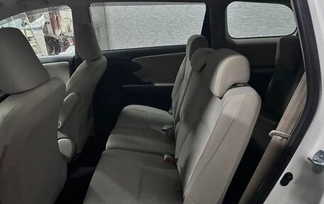 Toyota Wish II, 2012 год, 973 000 рублей, 10 фотография