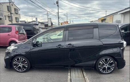 Toyota Sienta II, 2017 год, 1 165 000 рублей, 5 фотография