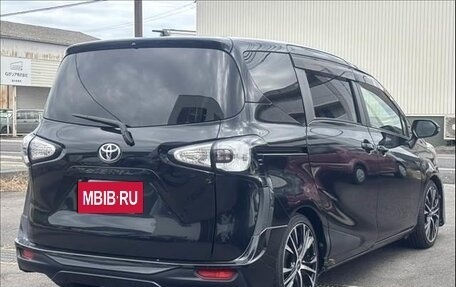 Toyota Sienta II, 2017 год, 1 165 000 рублей, 2 фотография