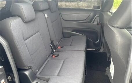 Toyota Sienta II, 2017 год, 1 165 000 рублей, 10 фотография