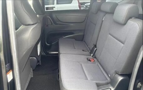 Toyota Sienta II, 2017 год, 1 165 000 рублей, 11 фотография