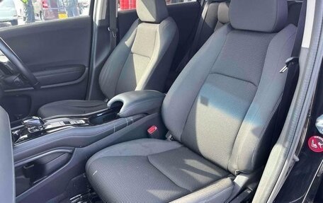 Honda Vezel, 2021 год, 1 550 000 рублей, 13 фотография