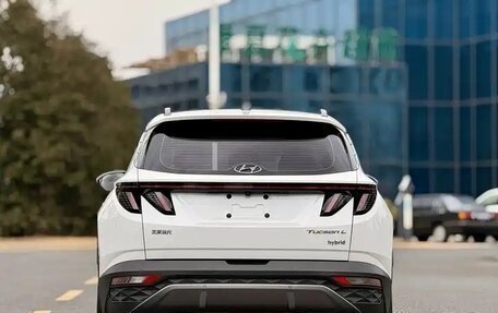 Hyundai Tucson, 2022 год, 2 450 000 рублей, 4 фотография