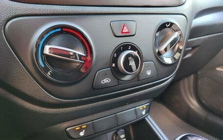 Hyundai Solaris II рестайлинг, 2017 год, 1 281 500 рублей, 13 фотография