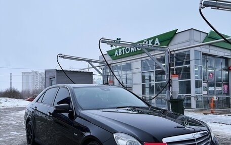 Mercedes-Benz E-Класс, 2010 год, 1 350 000 рублей, 1 фотография