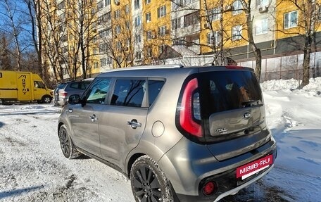 KIA Soul II рестайлинг, 2018 год, 1 800 000 рублей, 7 фотография