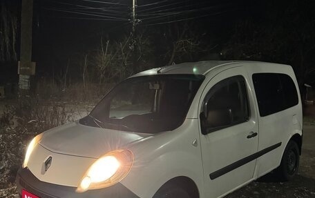 Renault Kangoo II рестайлинг, 2010 год, 670 000 рублей, 1 фотография