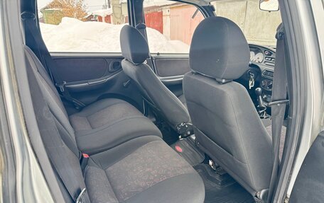 Chevrolet Niva I рестайлинг, 2006 год, 310 000 рублей, 21 фотография