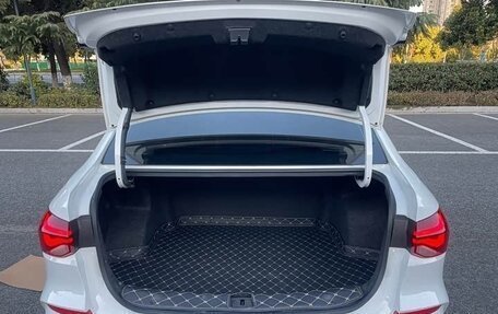 Chevrolet Monza, 2022 год, 1 200 000 рублей, 17 фотография