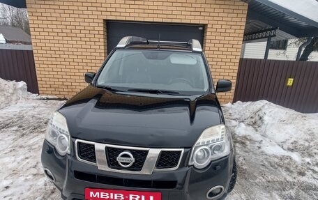 Nissan X-Trail, 2011 год, 950 000 рублей, 2 фотография