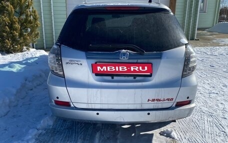 Honda Fit Shuttle I рестайлинг, 2013 год, 800 000 рублей, 5 фотография