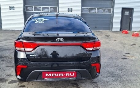 KIA Rio IV, 2017 год, 1 300 000 рублей, 8 фотография