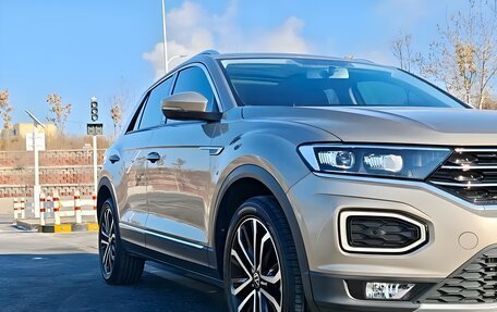 Volkswagen T-Roc I, 2022 год, 1 900 000 рублей, 3 фотография