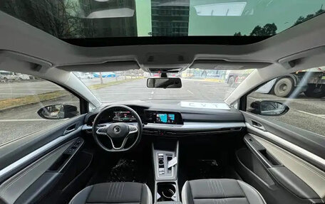 Volkswagen Golf VIII, 2022 год, 1 670 007 рублей, 5 фотография