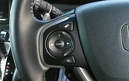 Honda Stepwgn IV, 2017 год, 1 790 000 рублей, 21 фотография