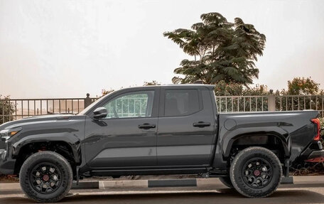 Toyota Tacoma, 2025 год, 10 050 000 рублей, 3 фотография