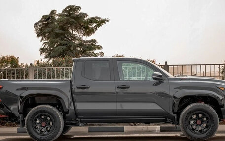 Toyota Tacoma, 2025 год, 10 050 000 рублей, 5 фотография