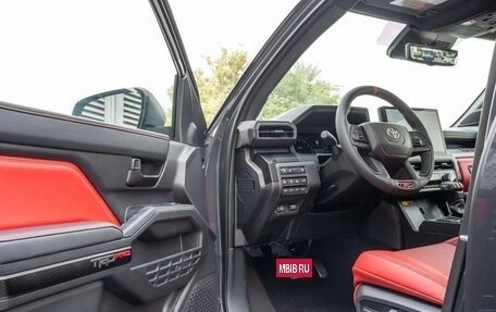 Toyota Tacoma, 2025 год, 10 050 000 рублей, 11 фотография