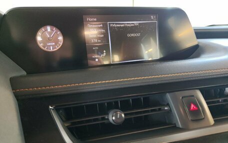 Lexus UX I, 2019 год, 2 570 000 рублей, 11 фотография