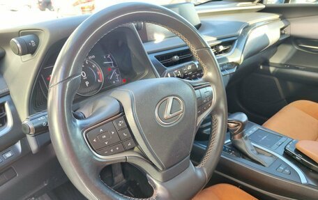 Lexus UX I, 2019 год, 2 570 000 рублей, 8 фотография