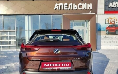 Lexus UX I, 2019 год, 2 570 000 рублей, 18 фотография