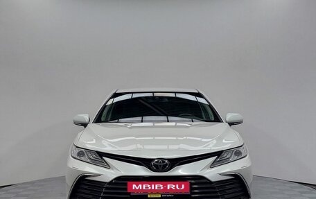Toyota Camry, 2021 год, 3 349 000 рублей, 2 фотография
