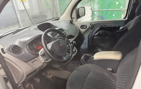 Renault Kangoo II рестайлинг, 2010 год, 670 000 рублей, 12 фотография