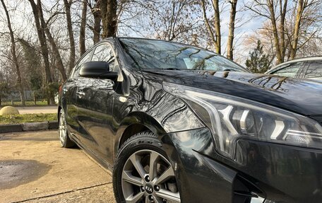 KIA Rio IV, 2020 год, 1 670 000 рублей, 3 фотография