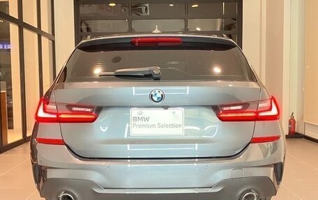 BMW 3 серия, 2021 год, 2 440 000 рублей, 6 фотография