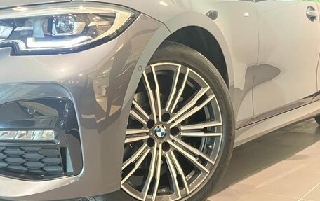 BMW 3 серия, 2021 год, 2 440 000 рублей, 10 фотография