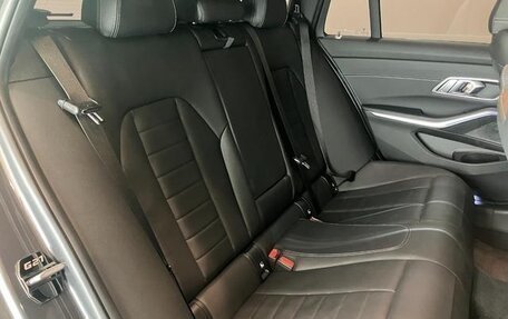 BMW 3 серия, 2021 год, 2 440 000 рублей, 23 фотография