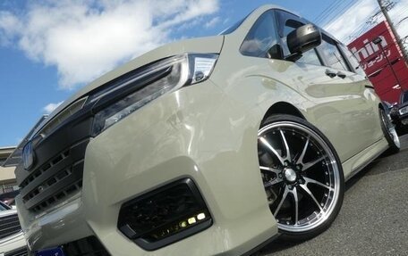 Honda Stepwgn IV, 2017 год, 1 711 000 рублей, 9 фотография