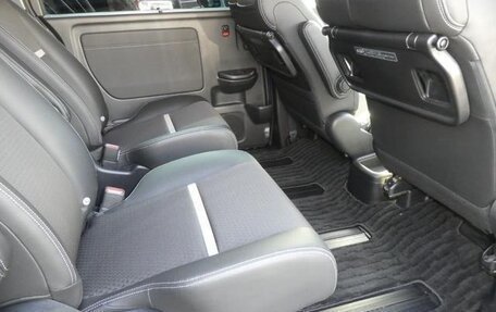 Honda Stepwgn IV, 2017 год, 1 711 000 рублей, 26 фотография