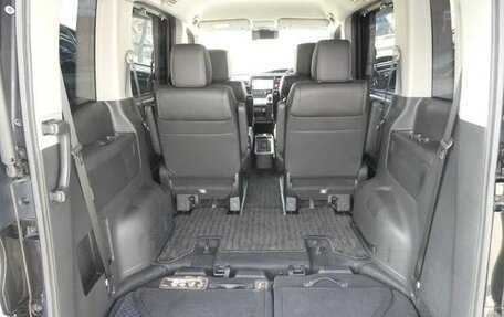 Honda Stepwgn IV, 2017 год, 1 711 000 рублей, 27 фотография