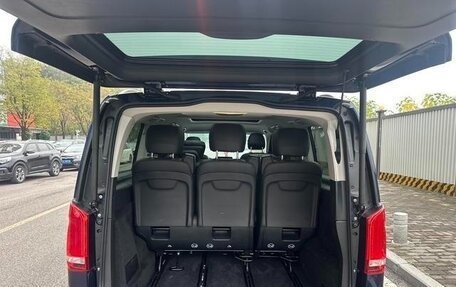 Mercedes-Benz V-Класс, 2021 год, 5 425 000 рублей, 9 фотография