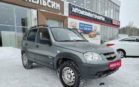 Chevrolet Niva I рестайлинг, 2014 год, 470 000 рублей, 5 фотография