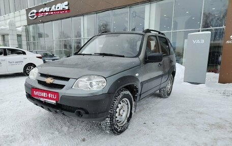 Chevrolet Niva I рестайлинг, 2014 год, 470 000 рублей, 3 фотография