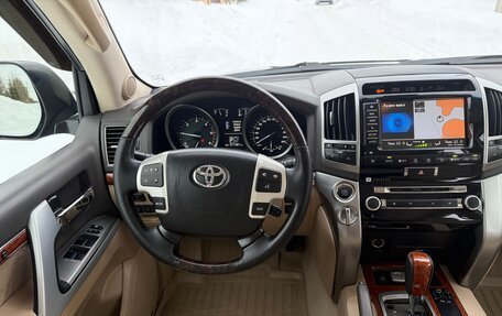 Toyota Land Cruiser 200, 2012 год, 3 290 000 рублей, 32 фотография