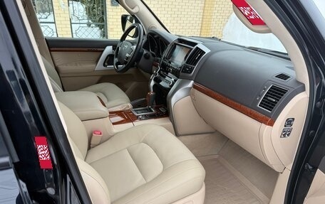 Toyota Land Cruiser 200, 2012 год, 3 290 000 рублей, 29 фотография