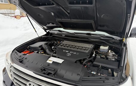 Toyota Land Cruiser 200, 2012 год, 3 290 000 рублей, 40 фотография