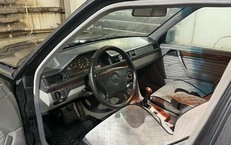 Mercedes-Benz E-Класс, 1992 год, 360 000 рублей, 10 фотография