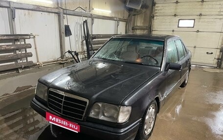 Mercedes-Benz E-Класс, 1992 год, 360 000 рублей, 5 фотография