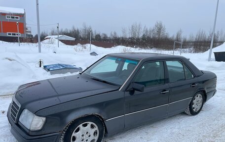 Mercedes-Benz E-Класс, 1992 год, 360 000 рублей, 15 фотография