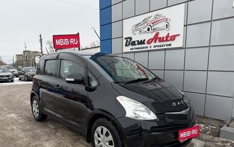 Toyota Ractis I, 2005 год, 597 000 рублей, 1 фотография