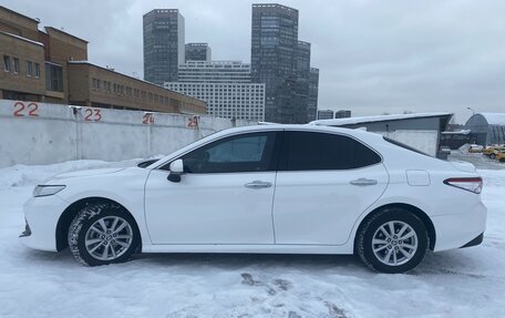Toyota Camry, 2020 год, 3 000 000 рублей, 1 фотография