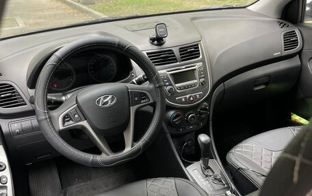 Hyundai Solaris II рестайлинг, 2016 год, 1 100 000 рублей, 1 фотография